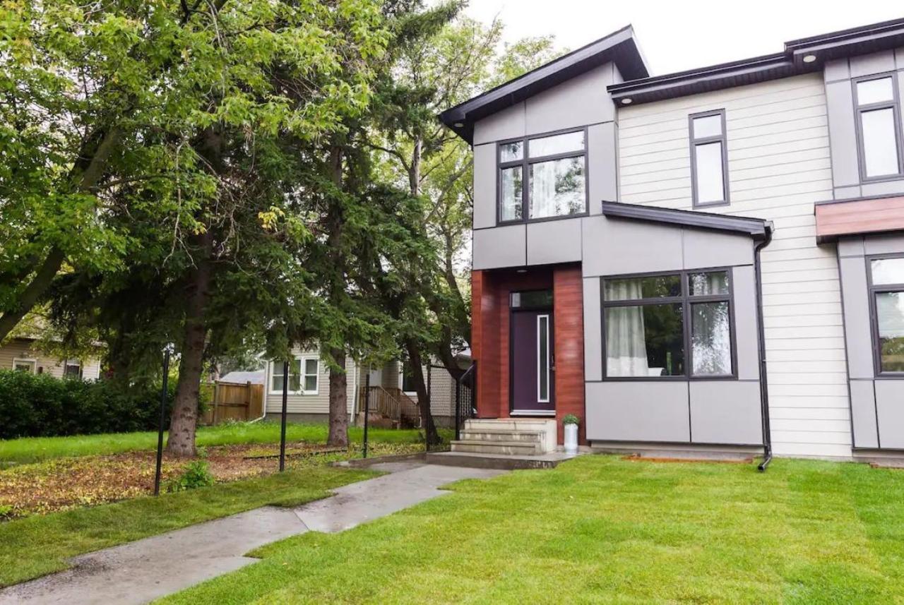 Contemporary Haven: Extended With Modern Comforts Edmonton
